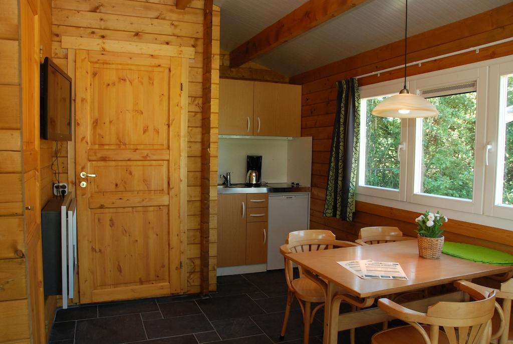 Camping "De Stuurmanskolk" Welsum الغرفة الصورة