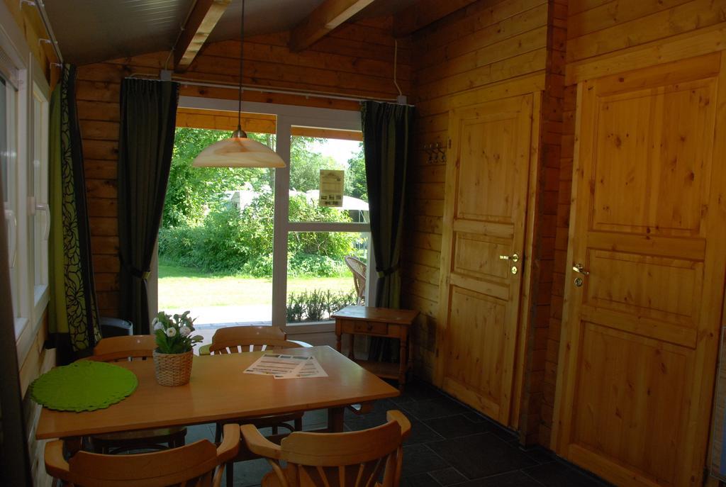 Camping "De Stuurmanskolk" Welsum الغرفة الصورة